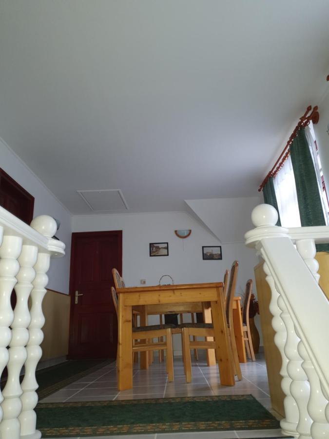Gala Panzio Hotel Simontornya Екстериор снимка
