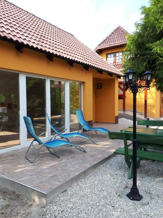 Gala Panzio Hotel Simontornya Екстериор снимка