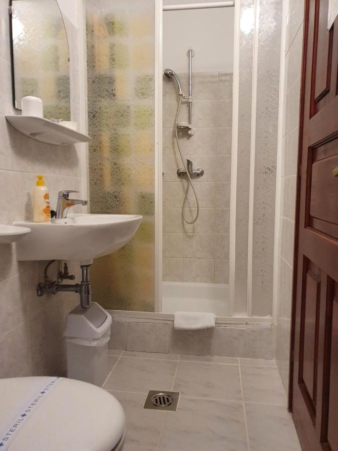 Gala Panzio Hotel Simontornya Екстериор снимка