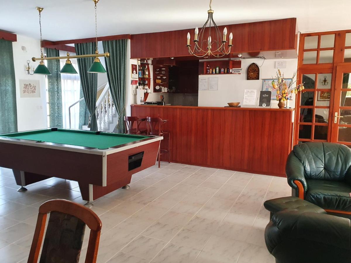 Gala Panzio Hotel Simontornya Екстериор снимка